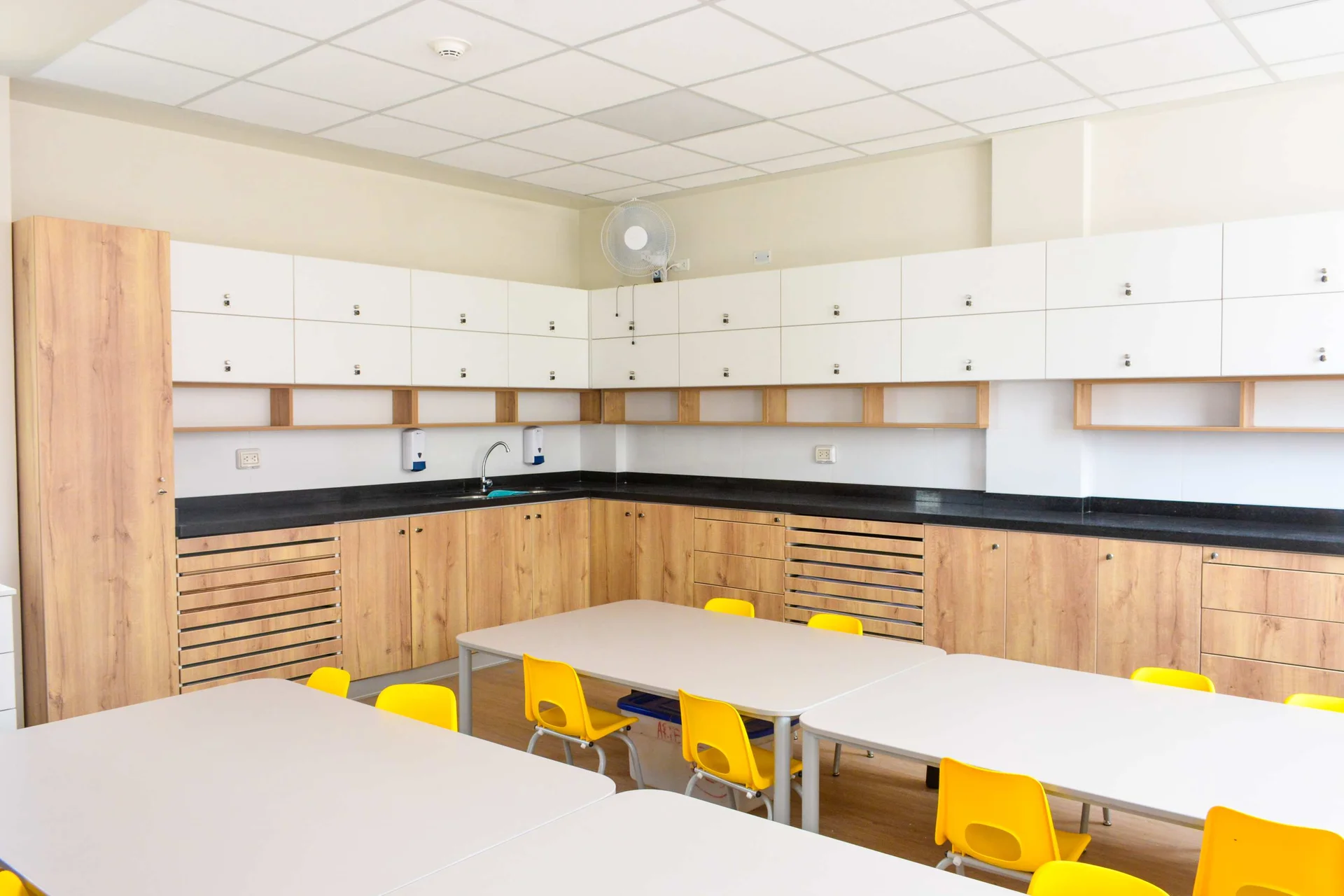 Sede Little St. Georges 8
