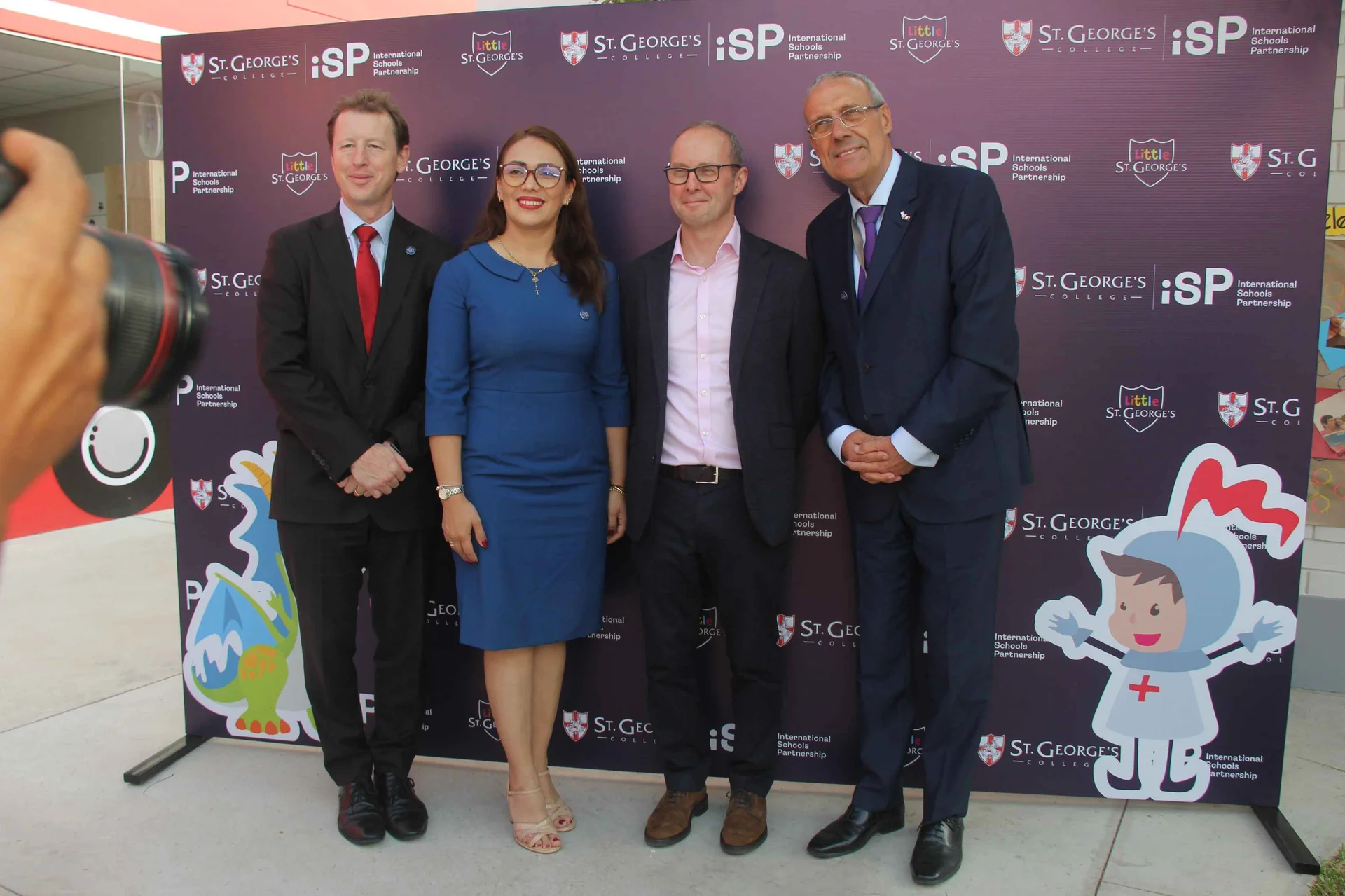 Inauguración de “Little St. George’s”
