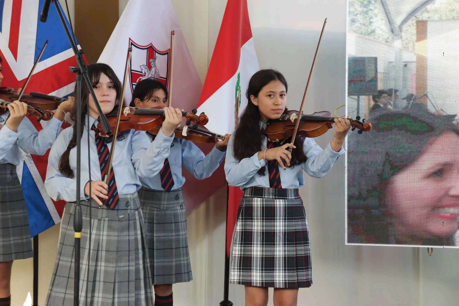 Inauguración de “Little St. George’s”