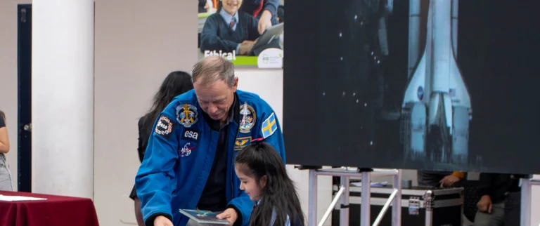 De la Nasa a St. George's College